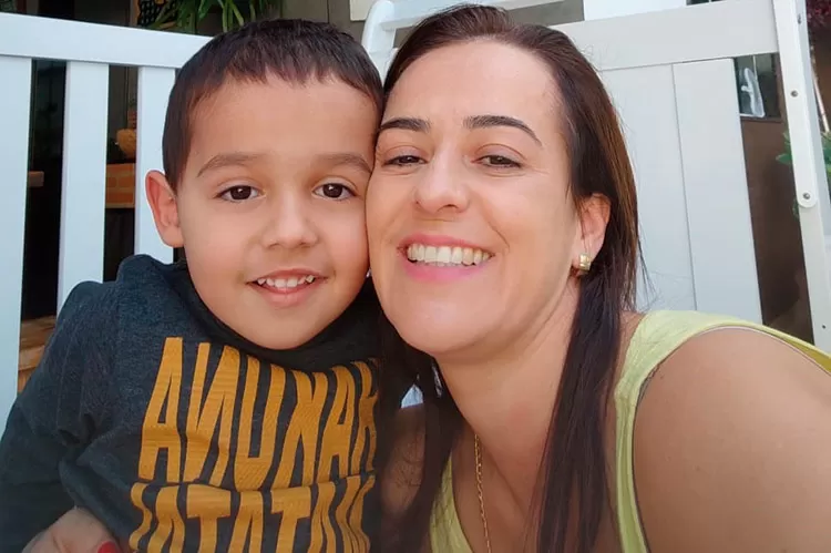 Ministério Público instaura procedimento sobre educação inclusiva em Juiz de Fora 1 bidocente Flaviana mae do Miguel arquivo pessoal 1