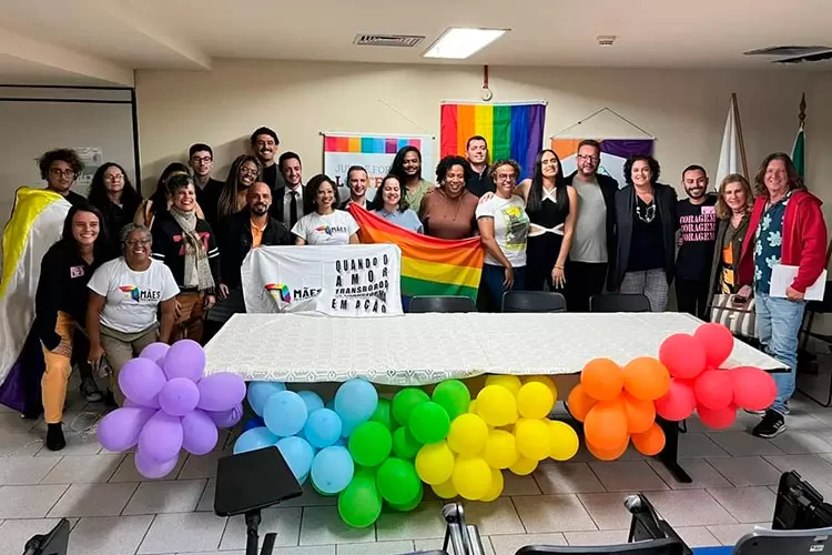 Membros do Conselho Municipal de Promoção e Defesa dos Direitos Humanos da População LGBTQIA+ tomam posse em JF 1 conselho lgbtqia foto arquivo pessoal Dandara Felicia