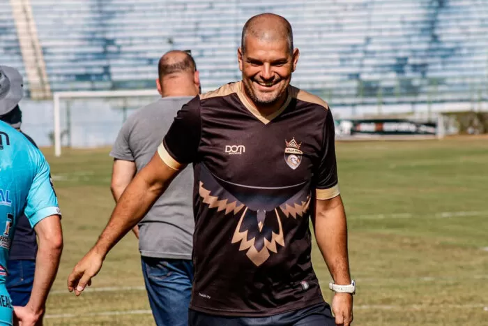 Membros da comissão técnica do Villa Real também deixam o clube 1 wesley tanque by marcelo costa
