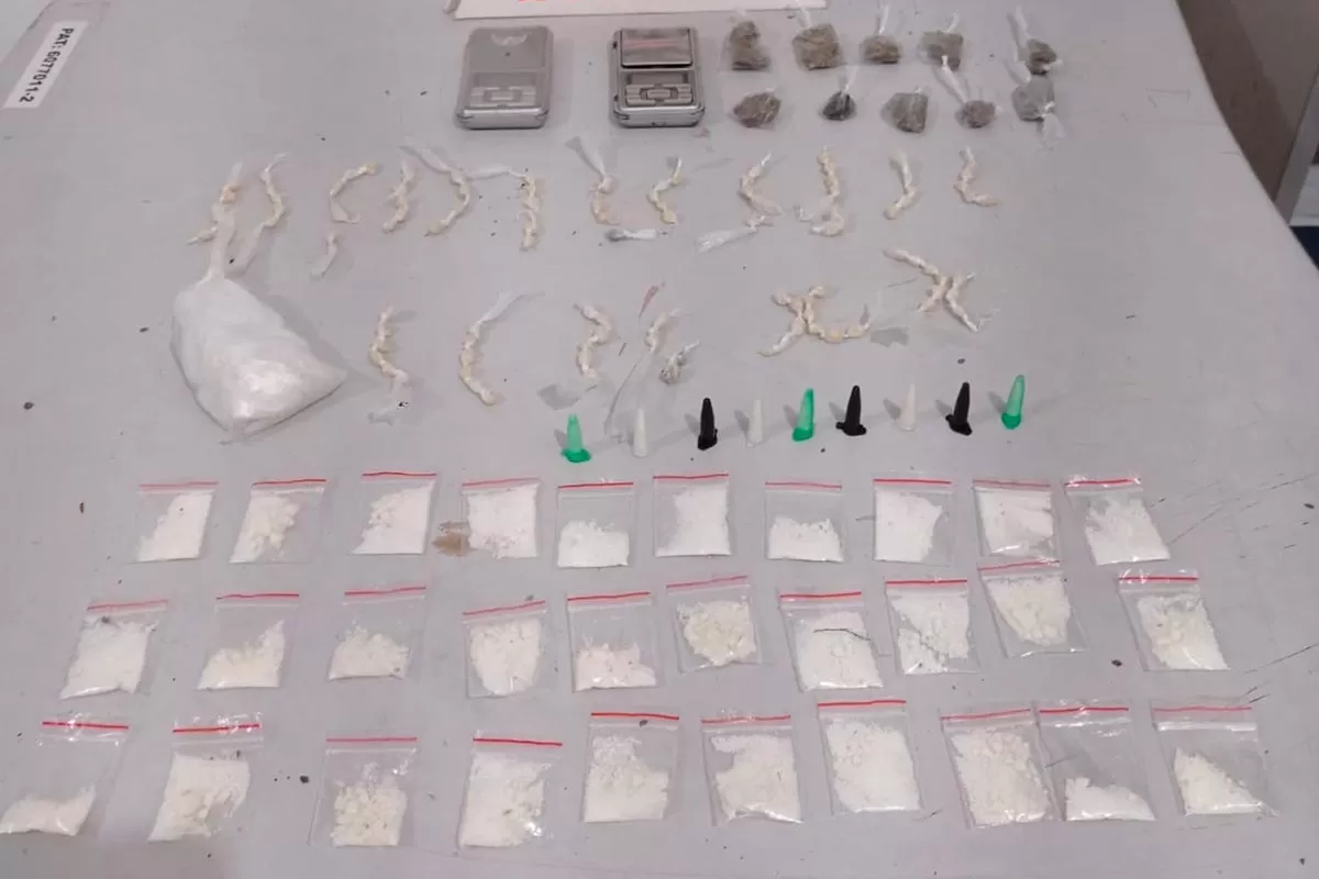Adolescentes são apreendidos com mais de 200 pedras de crack em Juiz de Fora