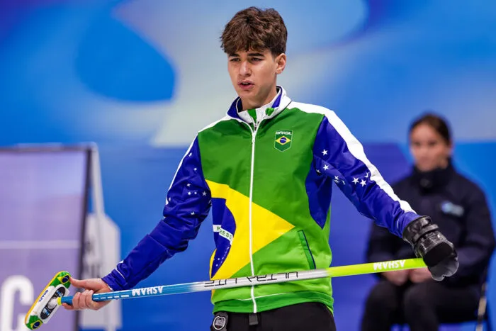 Juiz-forano integra seleção de curling de campanha histórica nas Olimpíadas de Inverno 1 pedro ribeiro international olympic committee william lucas editada