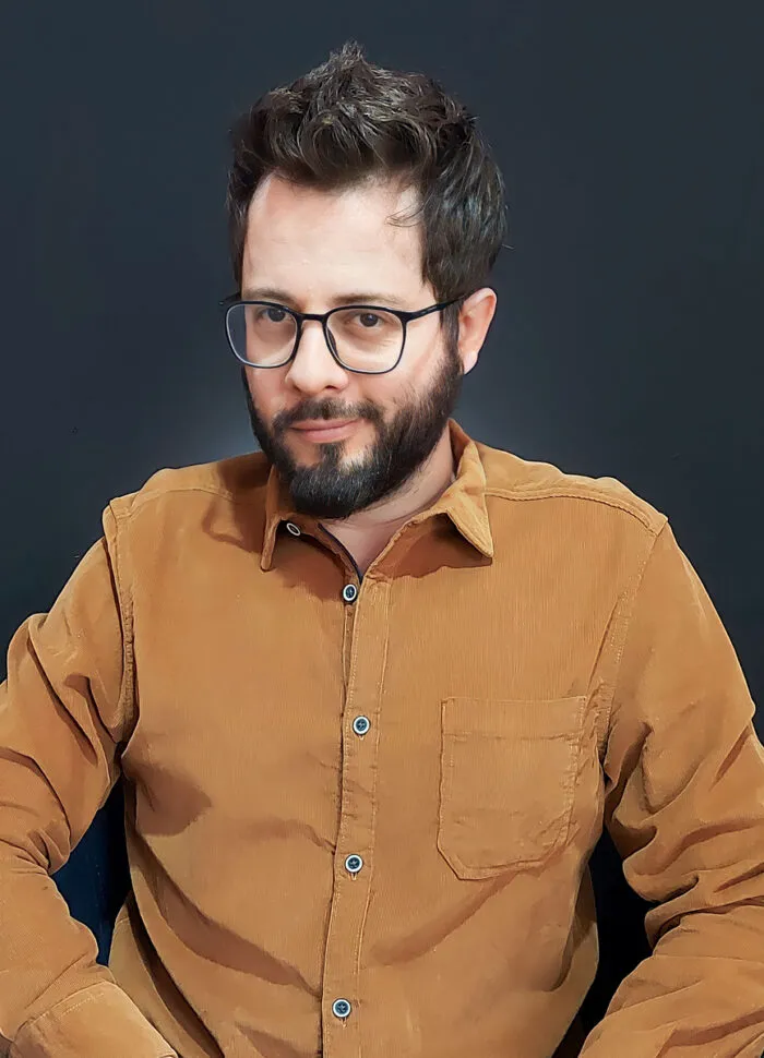 Tiago Santos-Vieira lança 'Rito dos coelhos' 1 Rito dos Coelhos