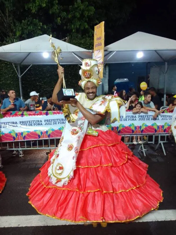 Conheça a relação entre enredo de carnaval e literatura 2 enredo