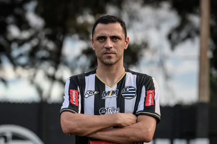 Com ex-jogador da seleção da Itália e outros 7, Athletic reforça elenco para a Série C 1 athletic 2 by fernanda trindade athletic club
