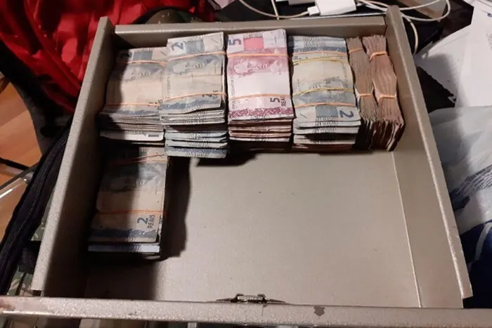 Agentes de segurança e empresários são investigados por relação com jogo do bicho 1 dinheiro de jogo do bicho apreendido pelo gaeco