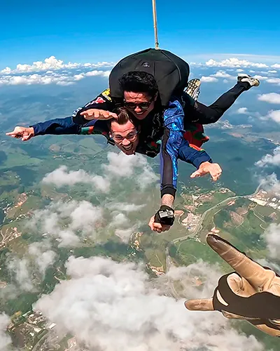 JF tem paraquedismo há 30 anos, possui recorde sul-americano e busca expandir cenário 2 paraquedismo interna2 by skydive editada