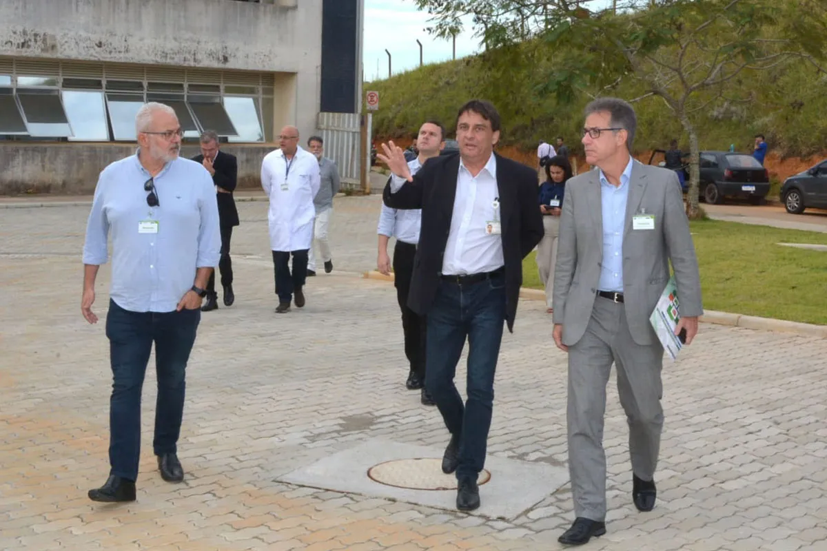 "Capacidade de ensino e pesquisa da UFJF vai mais do que dobrar", diz presidente da Ebserh sobre novo HU 1 presidente da ebserh visita hu-ufjf