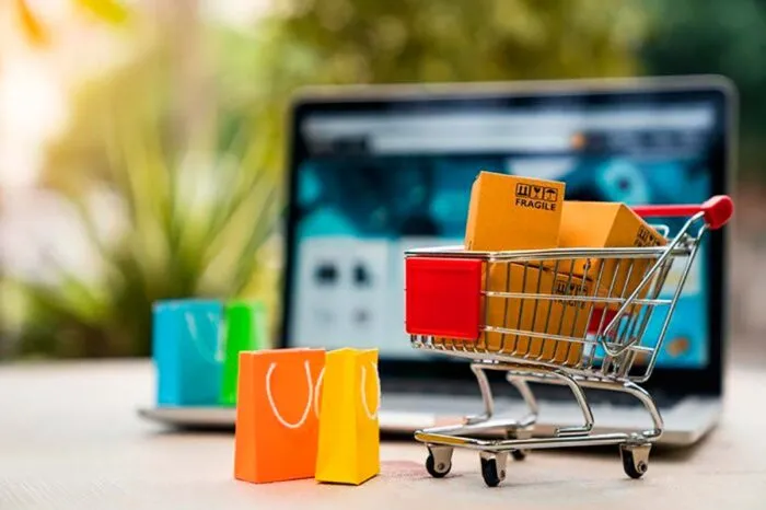 Câmara aprova projeto que taxa compras internacionais de até US$ 50; entenda 1 compras internacionais taxa foto Mymemo stock.adobe .com
