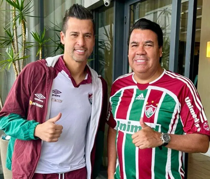 Coluna Cesar Romero – 27 de agosto de 2024 5 O goleiro tricolor Fabio e Ismael Galvao 220824 enviada pelo CR