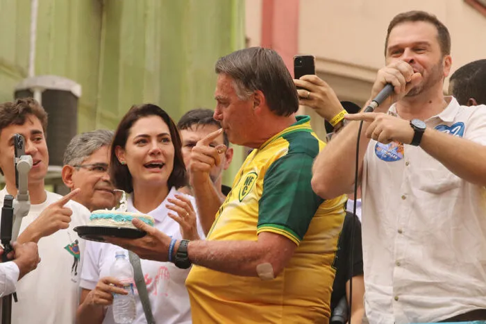 CHARLES BOLSONARO FELIPE COURI 33