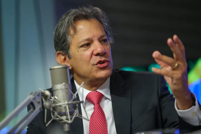 IOF: Governo recua no aumento de 3,5% para fundos nacionais no exterior 1 IOF
