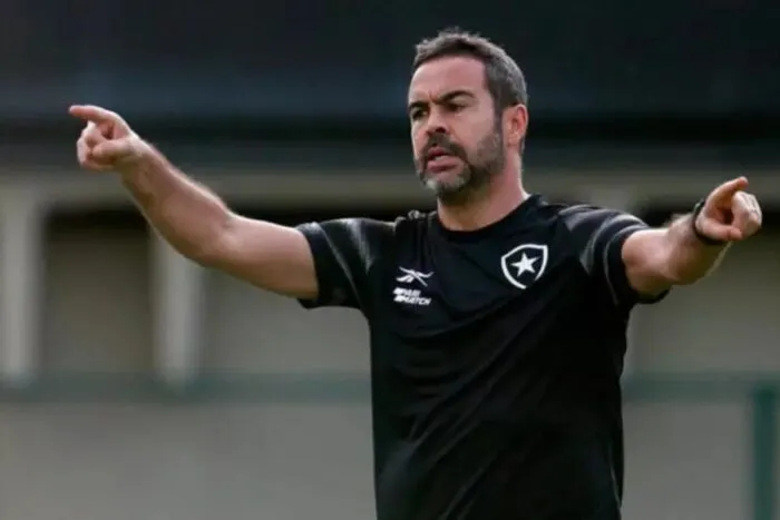 Cruzeiro acerta a contratação do técnico Artur Jorge, ex-Botafogo