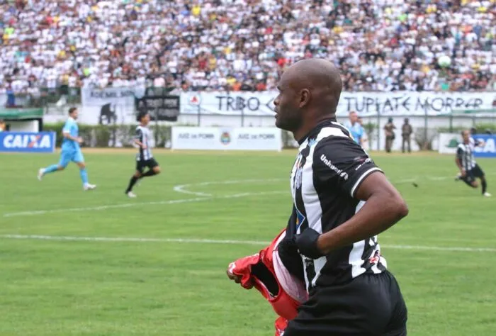 Há 10 anos, Tupi perdia acesso à Serie B para o Paysandu após campanha memorável 2 Tupi Ademilson. Foto Leonardo Costa