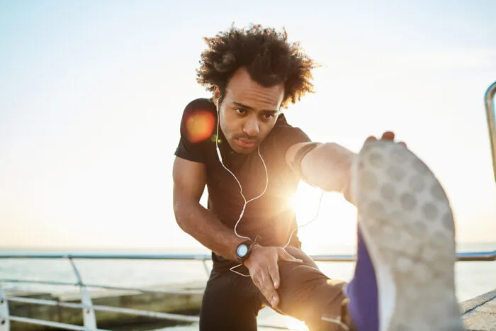 Fazer exercício duas vezes por semana ajuda a evitar 264 doenças 1 exercicio by freepik