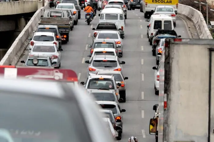 Minas sanciona isenção de IPVA para veículos novos a etanol, gás, elétricos e híbridos 1 Minas sanciona lei que isenta de IPVA carros novos a etanol, gás, elétricos e híbridos