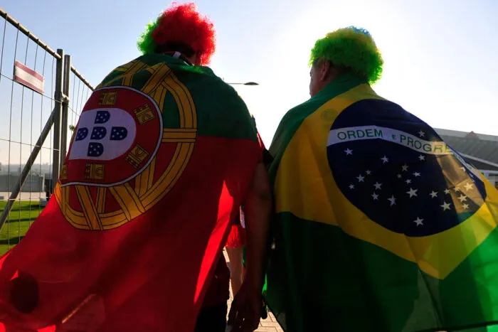 A Nova Era do Futebol Brasileiro e Português: Um Olhar Sobre a Influência Mútua nas Duas Nações 1 portugal brasil by wikimedia commons