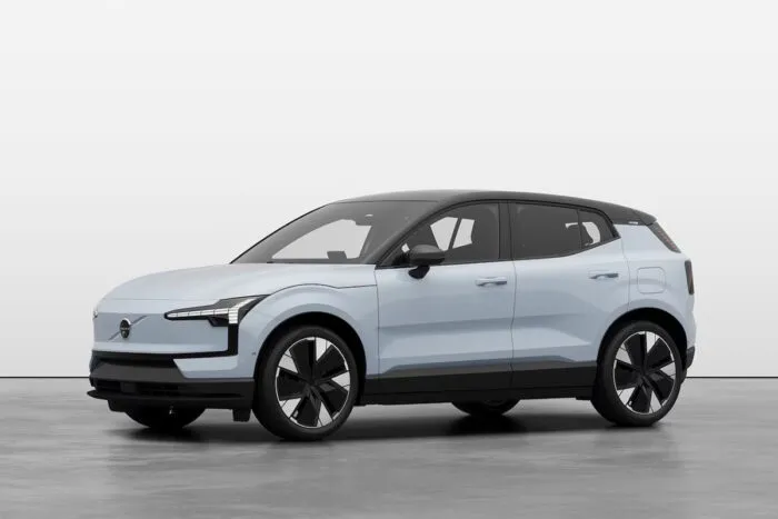 Volvo EX30 tem R$ 28 mil de bônus até sábado 1 volvo