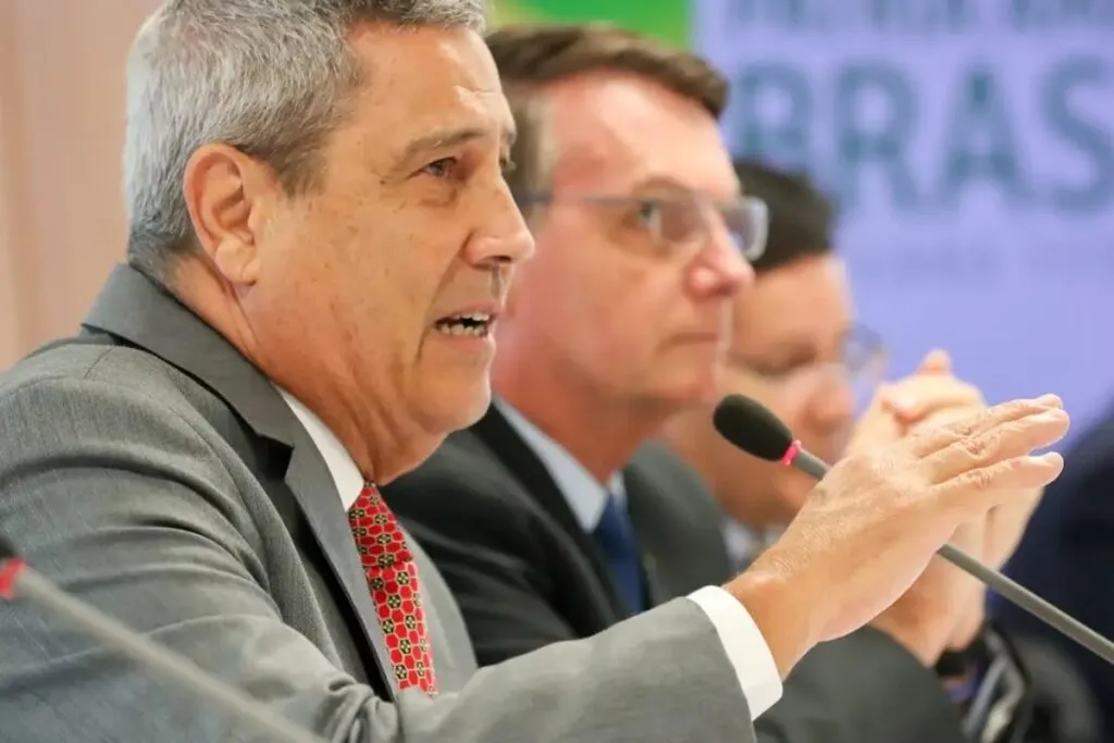 Braga Netto, primeiro 4 estrelas detido no Brasil, tem prisão mantida após audiência 1 braga netto