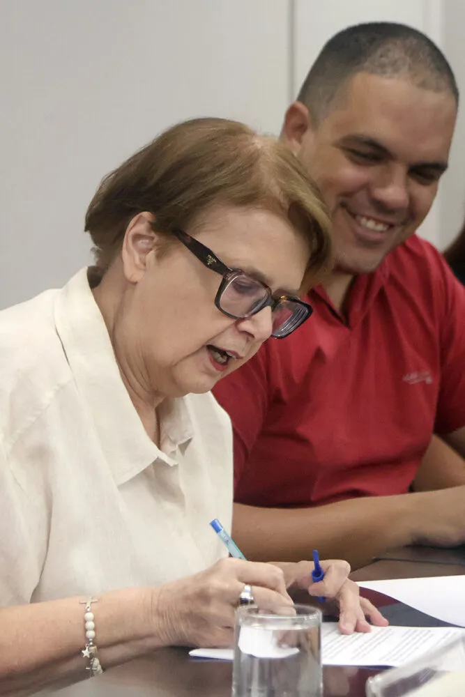Prefeitura envia projeto de lei à Câmara para tornar obrigatória a coleta seletiva 1 COLETIVA MARGARIDA SALOMAO 04 FOTO LEONARDO COSTA