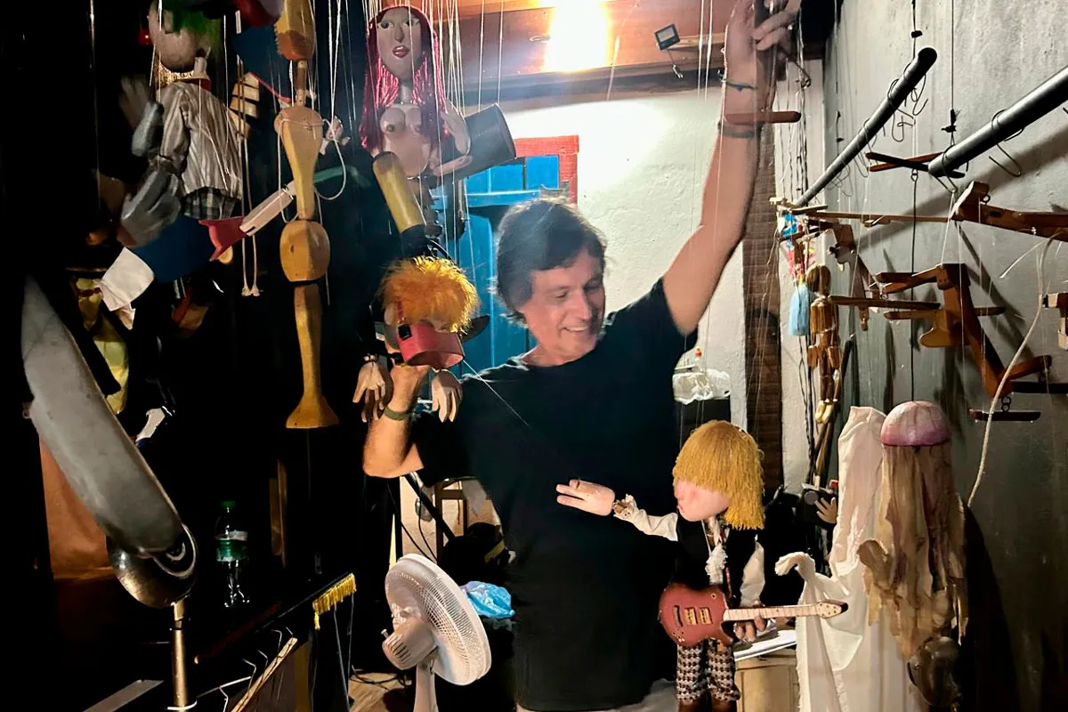 Cia de Inventos completa 10 anos com teatro de marionetes em Tiradentes 3 marionetes cia de inventos