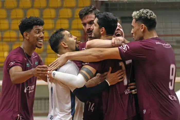 Para confirmar 1° lugar, JF Vôlei enfrenta o Monte Carmelo 1 jf volei1 by leo editada