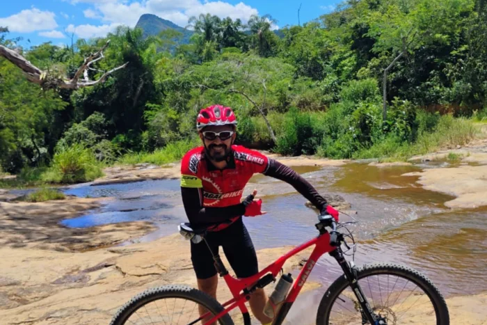 Conheça a história de Bebetinho, que encontrou no ciclismo uma nova forma de vida 2 Paulo em uma das suas aventuras no ciclismo