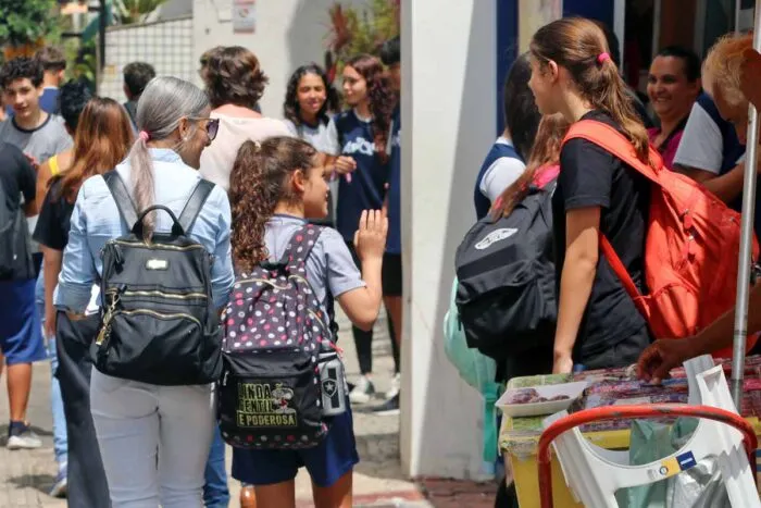 Juiz de Fora fica abaixo da média nacional na frequência escolar, aponta IBGE 2 ESTUDANTES FREQUENCIA ESCOLAR FELIPE COURI 1