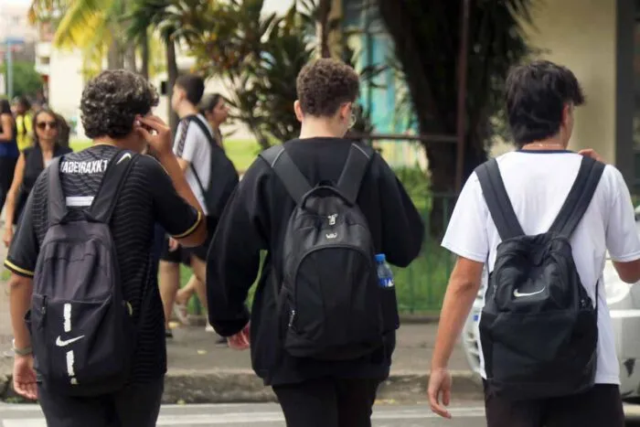 Juiz de Fora fica abaixo da média nacional na frequência escolar, aponta IBGE 1 ESTUDANTES FREQUENCIA ESCOLAR FELIPE COURI 8