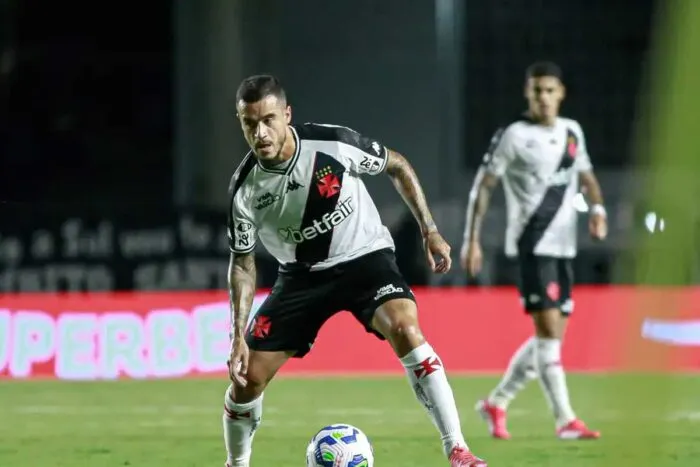 Vasco x Vitória: onde assistir, horário e escalações 1 Nova Iguacu x Vasco foto Matheus Lima Vasco