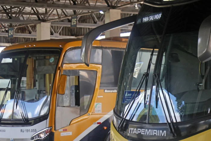 Viagem de ônibus mais longa partindo de Juiz de Fora leva 30 horas 1 ônibus juiz de fora