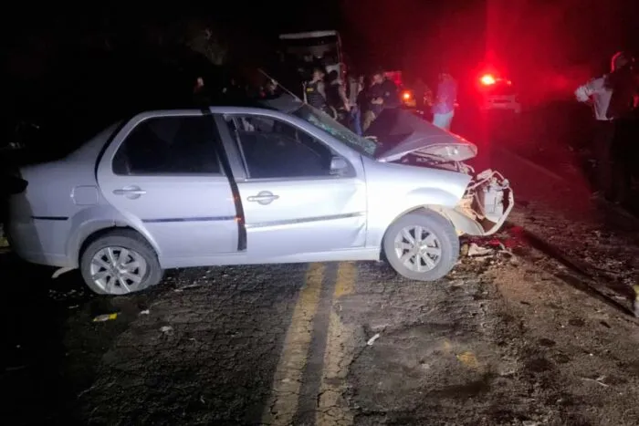 Trecho da BR-267 tem dois acidentes em menos de quatro horas com nove pessoas feridas e uma morte 2 Trecho da BR-267 tem dois acidentes em menos de quatro horas com nove pessoas feridas e uma morte