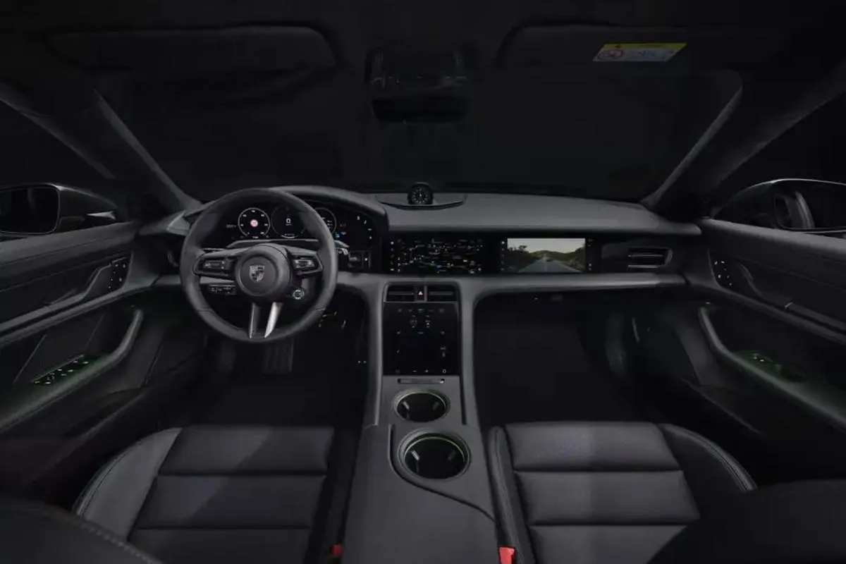 Após 1.200 vendas, Porsche Taycan ganha autonomia e velocidade em nova linha 3 porsche taycan nova linha divulgacao 2