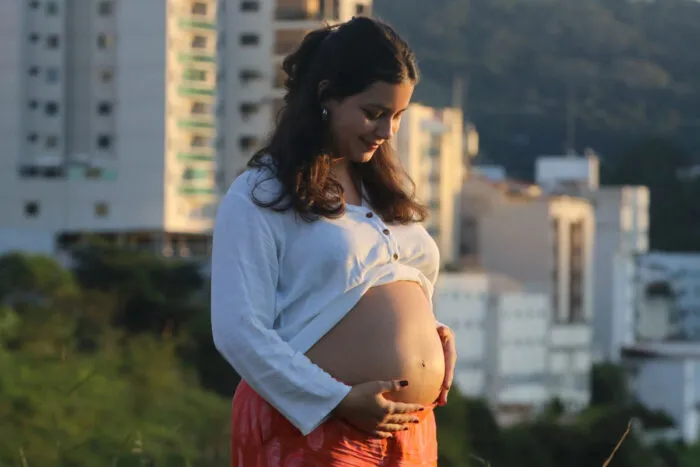 Saúde mental materna ainda é tabu no Dia Internacional de Conscientização 1 meio furta cor cecilia foto felipe couri
