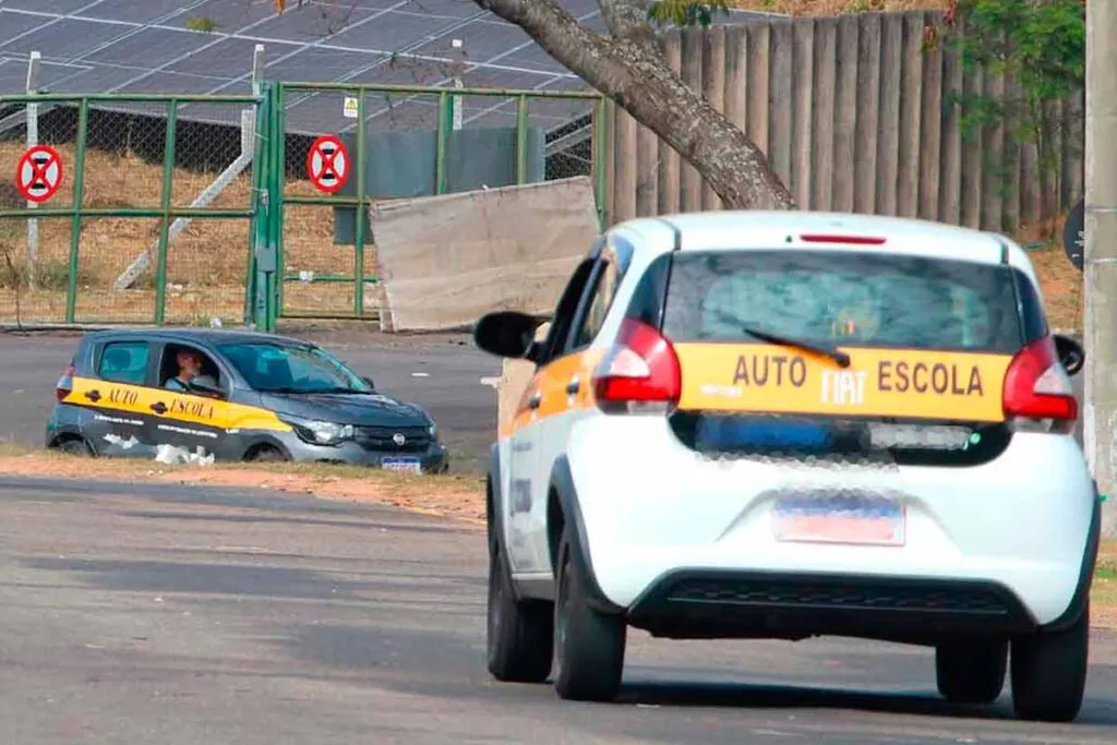 Autoescola detran2 Felipe Couri