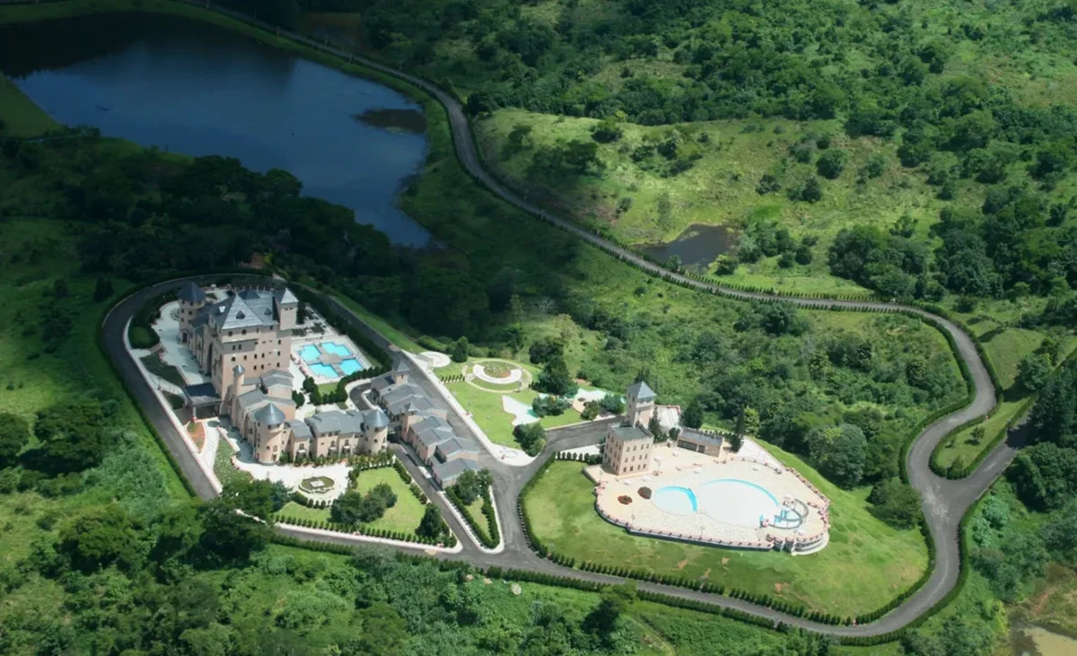 castelo monalisa - leo costa