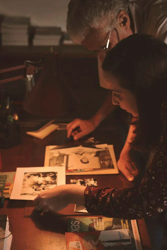 Talita Magnolo lança livro sobre revista Intervalo e cultura televisiva nas décadas de 1960 e 1970 5 livro revista intervalo