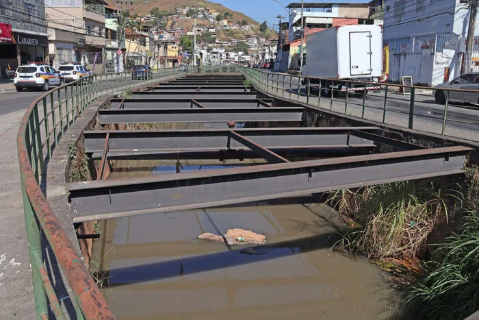 Obras de macrodrenagem e esgotamento sanitário no Santa Luzia podem durar três anos e meio