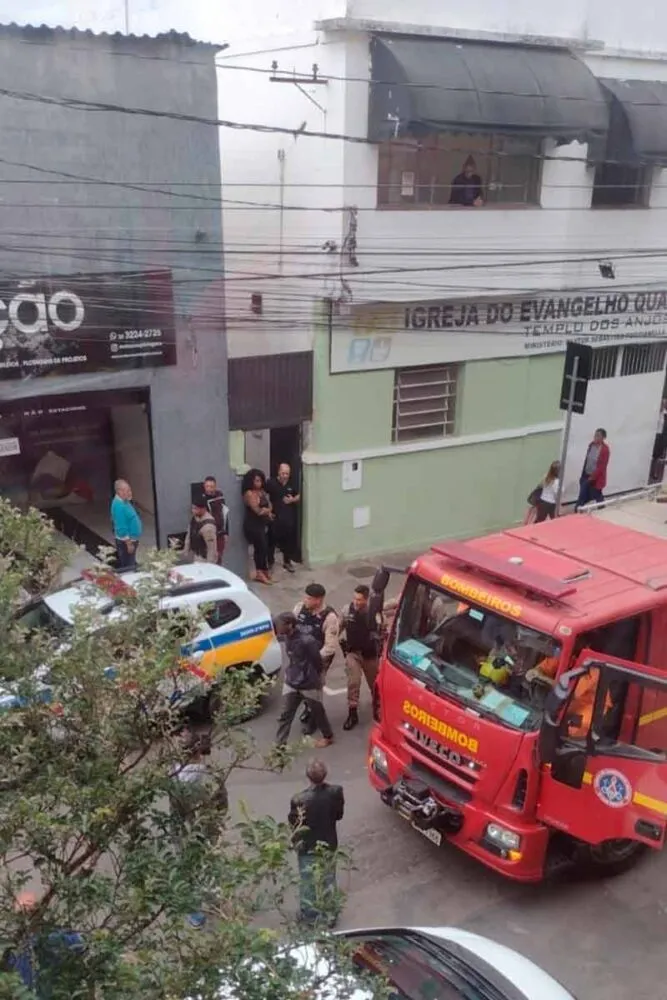 Suspeito de feminicídio é preso após furto em barbearia e perseguição 2 Suspeito de feminicídio é preso após furto em barbearia e perseguição