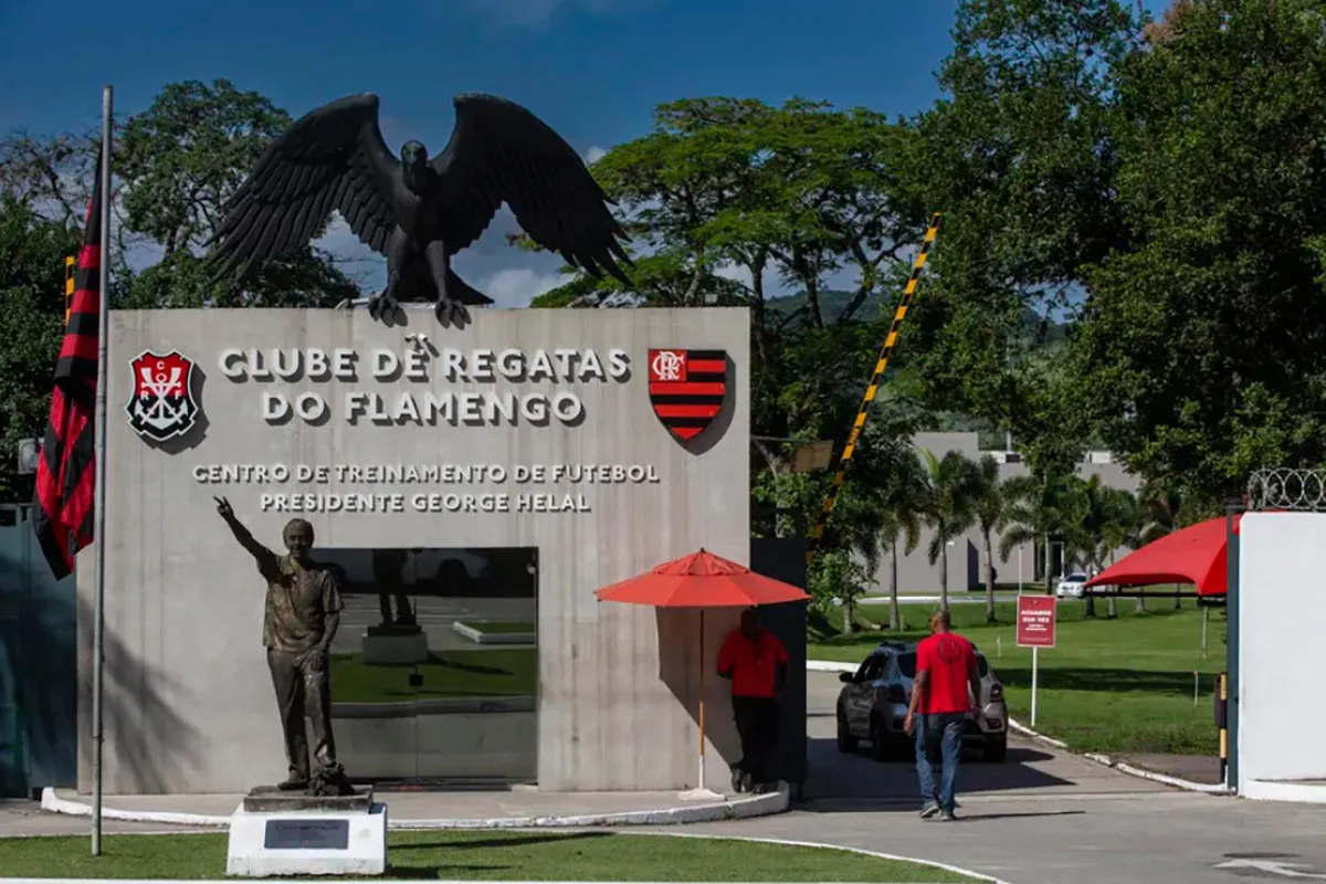 Justiça absolve todos os réus por incêndio no Ninho do Urubu