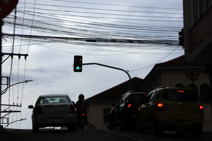 Alerta de tempestade marca o início da semana com temperaturas amenas em Juiz de Fora 2 TEMPO NUBLADO LEONARDO COSTA