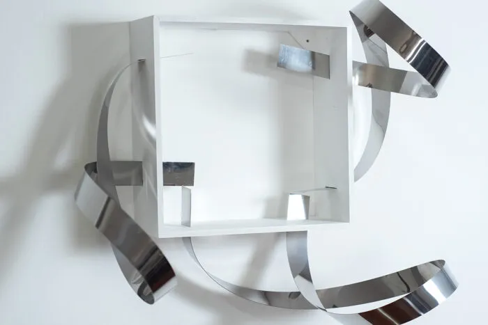 Juiz de Fora recebe exposição com obras tridimensionais