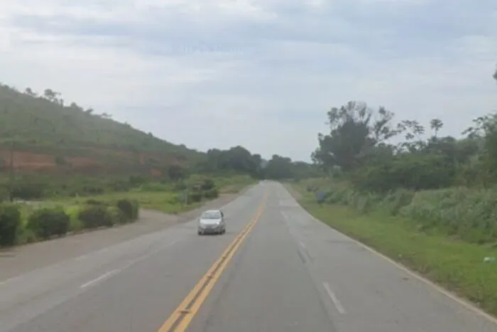 Homem morre após acidente entre moto e carro na BR-040 2 Homem morre após acidente entre moto e carro na BR-040