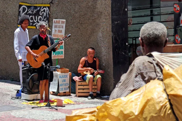 Artistas de rua reforçam papel democrático do Calçadão da Halfeld 7 artistas calçadão