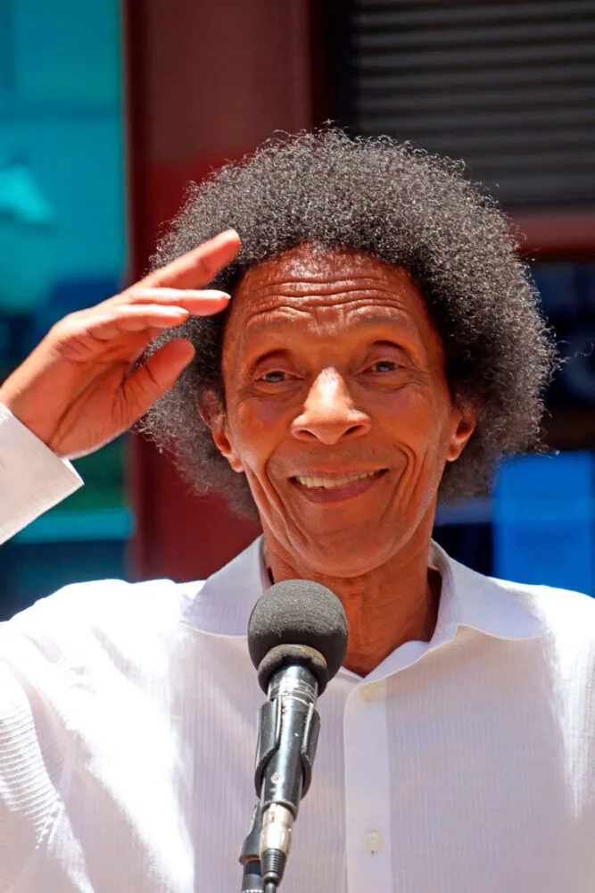 Artistas de rua reforçam papel democrático do Calçadão da Halfeld 12 artistas de rua 4 leonardo costa