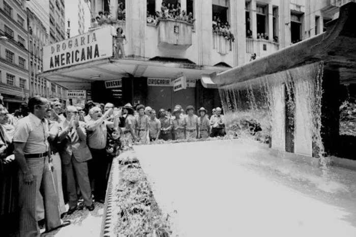 Metonímia de Juiz de Fora: Calçadão completa 50 anos como foco de encontros, memórias e contradições 4 calçadão memórias