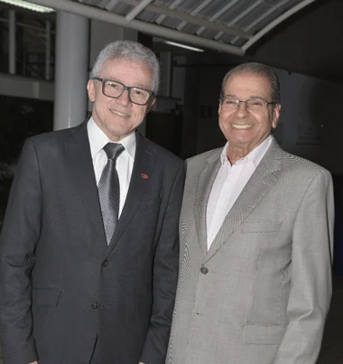 Coluna Cesar Romero – 07 e 08 de dezembro de 2025 26 14 Comenda 051225