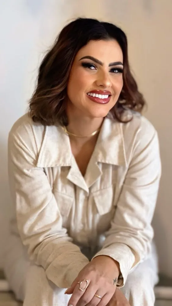 3F5E84A2 0A54 4C01 88B4 66364EDF23C6