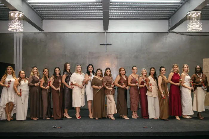 EA025381 63E5 4A57 8D9E 261B6D524101