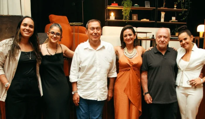 Coluna Cesar Romero – 10 de dezembro de 2025 5 Vinho e psicanalise 1 081225 Giglia Foto LAURA FONSECA com corte