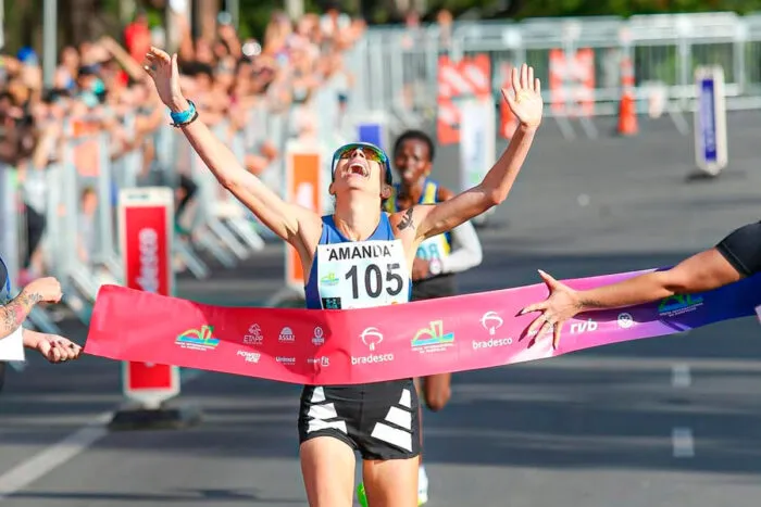 Corredora da região vence 26ª Volta Internacional da Pampulha 2 Corredora da região vence 26ª Volta Internacional da Pampulha